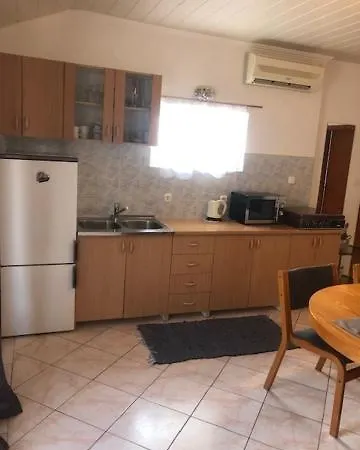 Apartments Villa Nikol Lejlighed *