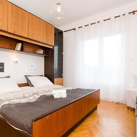 Apartments Villa Nikol * Trpanj