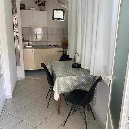 Apartments Villa Nikol Lejlighed Trpanj