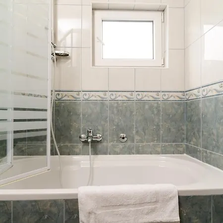 Apartments Villa Nikol